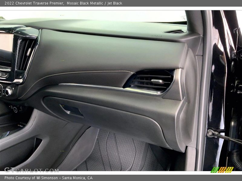 Dashboard of 2022 Traverse Premier