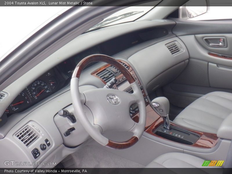  2004 Avalon XLS Stone Interior