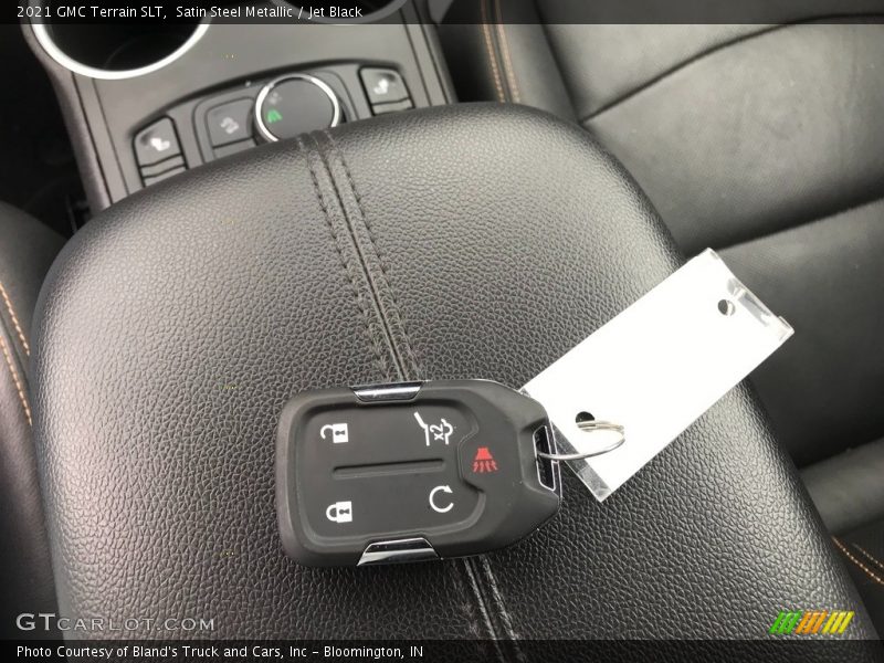Satin Steel Metallic / Jet Black 2021 GMC Terrain SLT