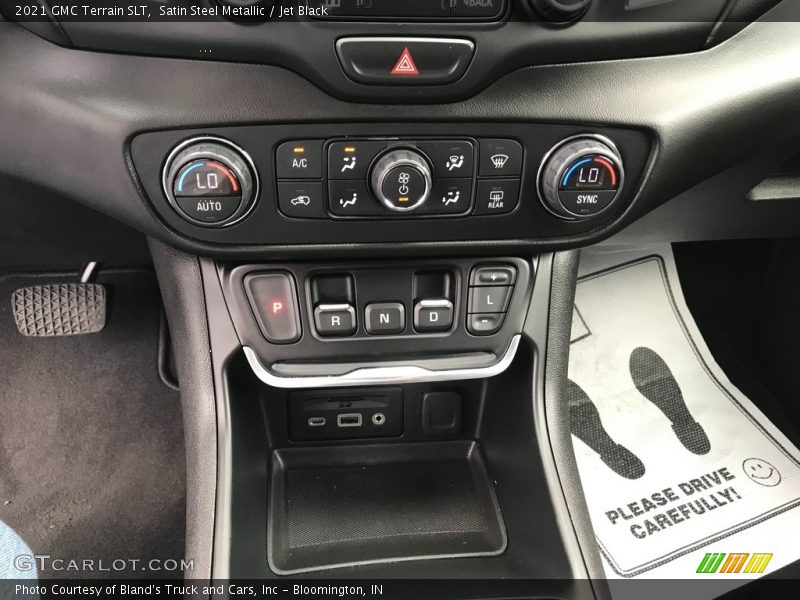 Satin Steel Metallic / Jet Black 2021 GMC Terrain SLT
