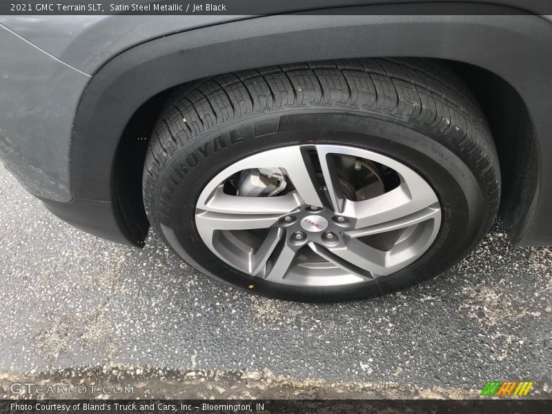 Satin Steel Metallic / Jet Black 2021 GMC Terrain SLT