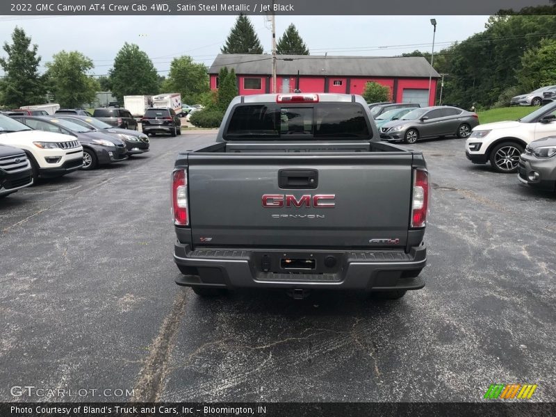 Satin Steel Metallic / Jet Black 2022 GMC Canyon AT4 Crew Cab 4WD