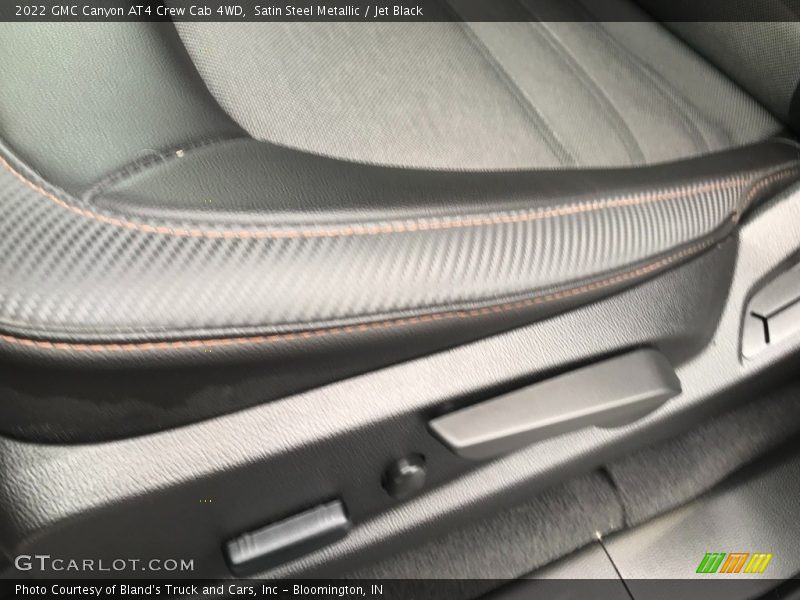 Satin Steel Metallic / Jet Black 2022 GMC Canyon AT4 Crew Cab 4WD