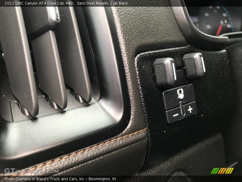 Satin Steel Metallic / Jet Black 2022 GMC Canyon AT4 Crew Cab 4WD