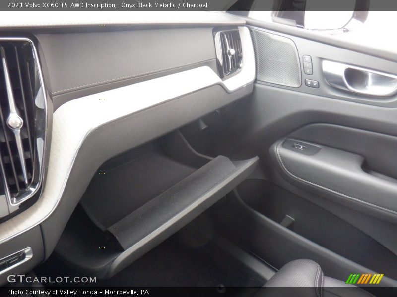 Onyx Black Metallic / Charcoal 2021 Volvo XC60 T5 AWD Inscription