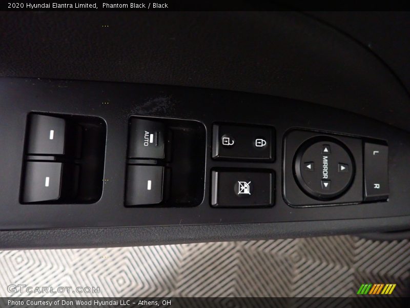 Phantom Black / Black 2020 Hyundai Elantra Limited