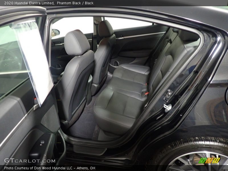 Phantom Black / Black 2020 Hyundai Elantra Limited