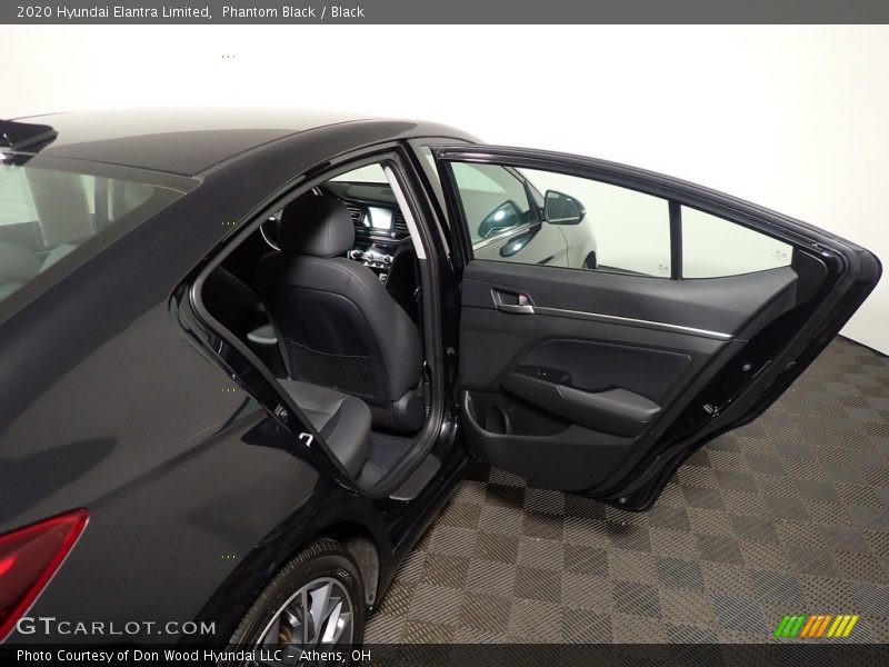 Phantom Black / Black 2020 Hyundai Elantra Limited