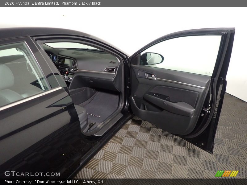 Phantom Black / Black 2020 Hyundai Elantra Limited
