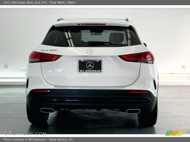 Polar White / Black 2021 Mercedes-Benz GLA 250