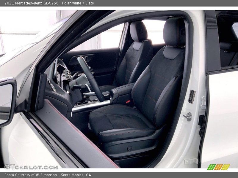 Polar White / Black 2021 Mercedes-Benz GLA 250