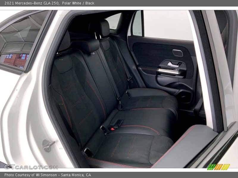 Polar White / Black 2021 Mercedes-Benz GLA 250