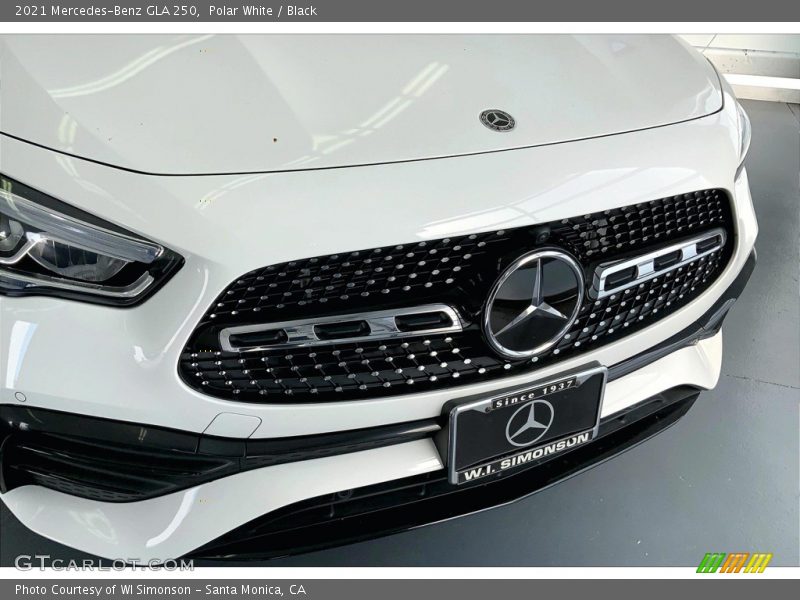 Polar White / Black 2021 Mercedes-Benz GLA 250