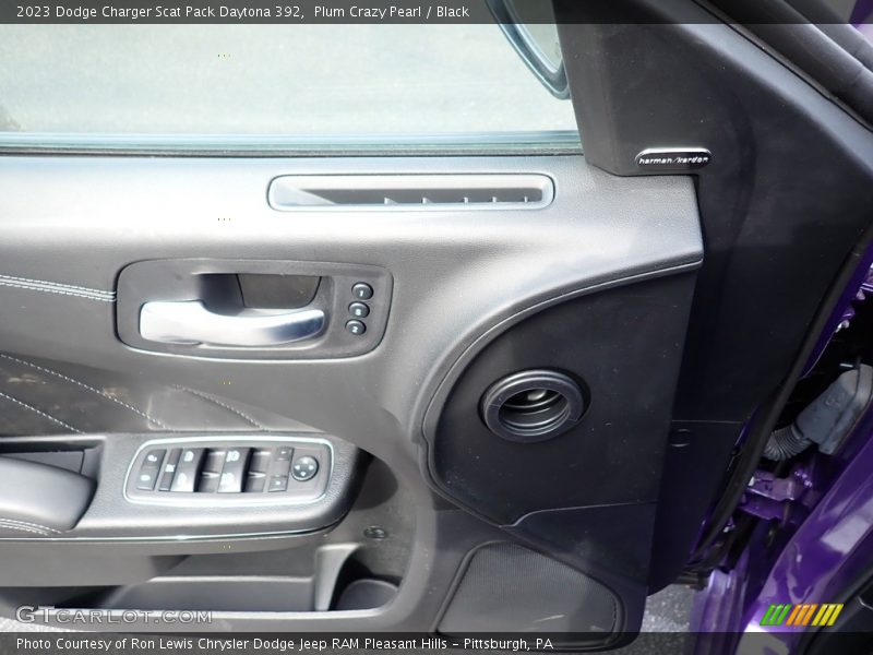 Plum Crazy Pearl / Black 2023 Dodge Charger Scat Pack Daytona 392