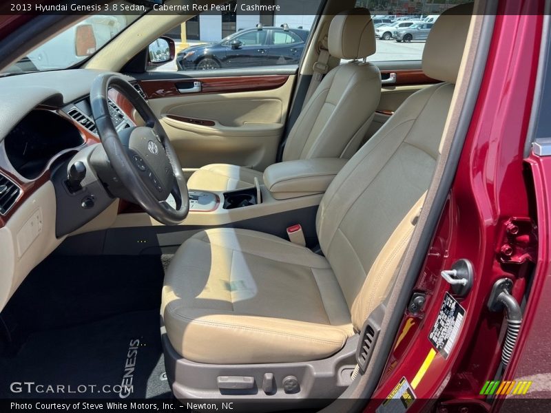 Front Seat of 2013 Genesis 3.8 Sedan