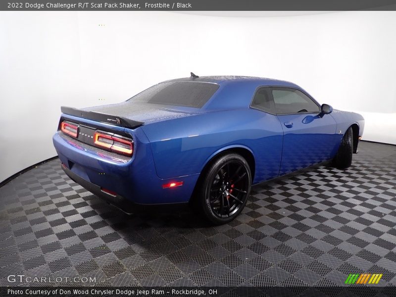 Frostbite / Black 2022 Dodge Challenger R/T Scat Pack Shaker