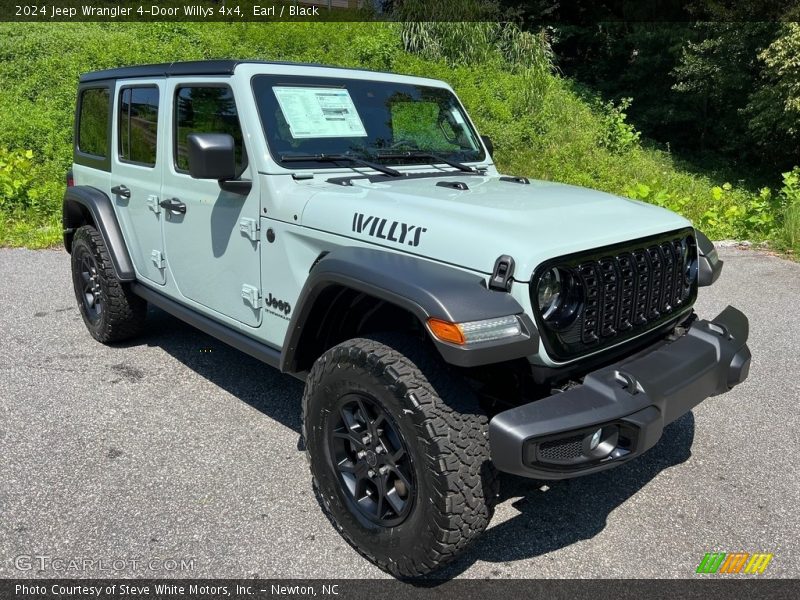 Front 3/4 View of 2024 Wrangler 4-Door Willys 4x4