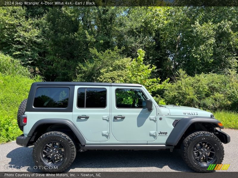  2024 Wrangler 4-Door Willys 4x4 Earl