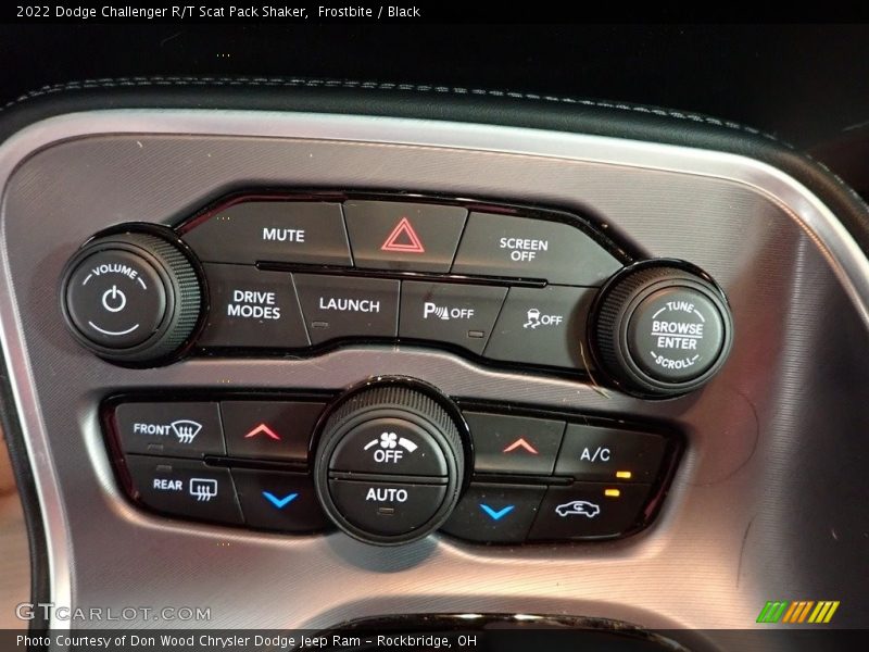 Frostbite / Black 2022 Dodge Challenger R/T Scat Pack Shaker