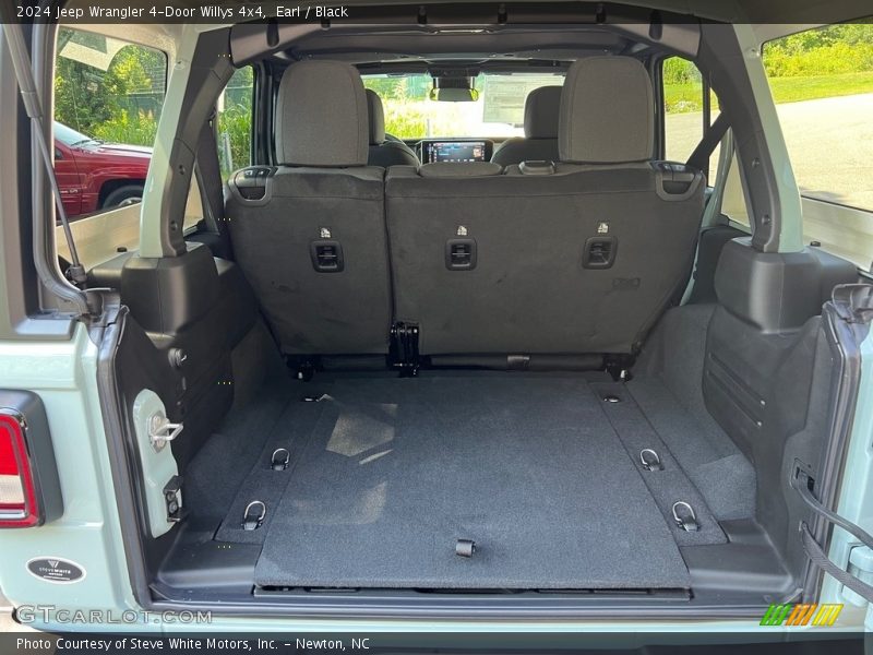  2024 Wrangler 4-Door Willys 4x4 Trunk