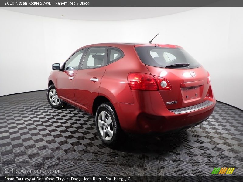 Venom Red / Black 2010 Nissan Rogue S AWD
