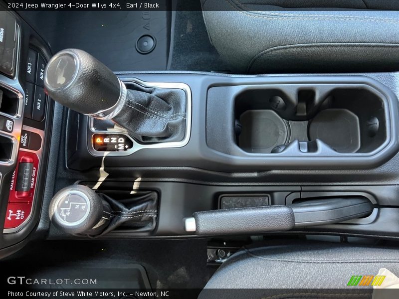  2024 Wrangler 4-Door Willys 4x4 8 Speed Automatic Shifter