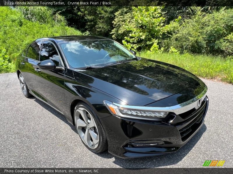 Front 3/4 View of 2019 Accord Touring Sedan
