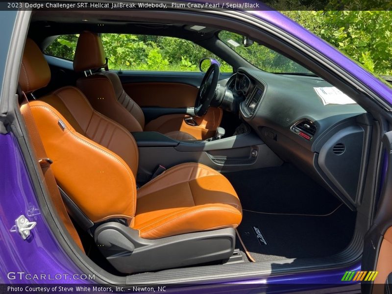 Plum Crazy Pearl / Sepia/Black 2023 Dodge Challenger SRT Hellcat JailBreak Widebody
