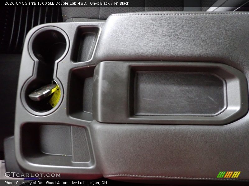 Onyx Black / Jet Black 2020 GMC Sierra 1500 SLE Double Cab 4WD