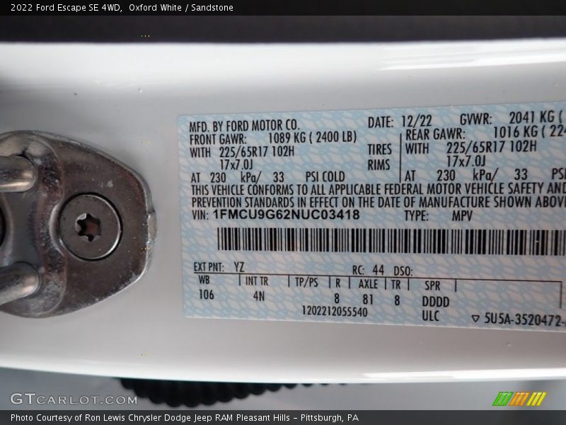 2022 Escape SE 4WD Oxford White Color Code YZ