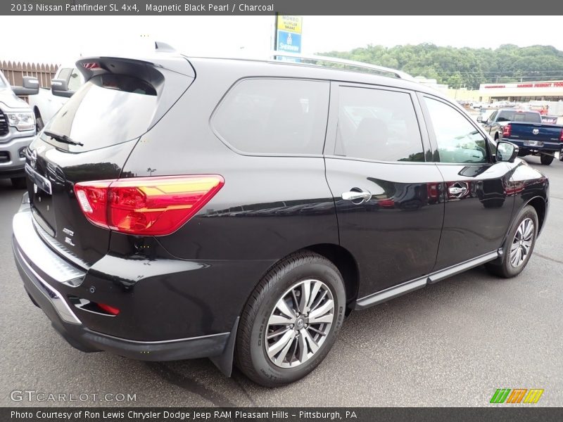 Magnetic Black Pearl / Charcoal 2019 Nissan Pathfinder SL 4x4