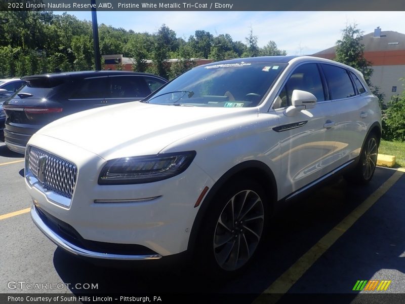 Pristine White Metallic Tri-Coat / Ebony 2022 Lincoln Nautilus Reserve AWD