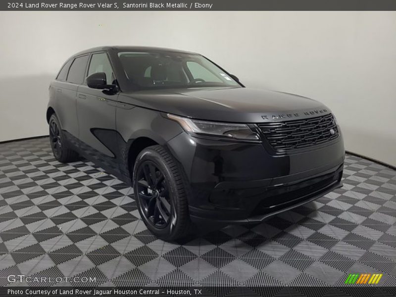 Santorini Black Metallic / Ebony 2024 Land Rover Range Rover Velar S