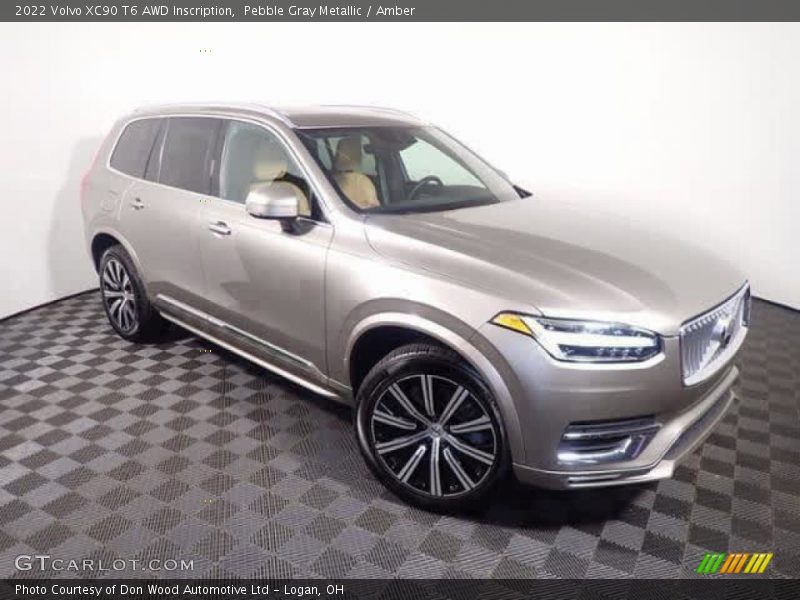 Front 3/4 View of 2022 XC90 T6 AWD Inscription