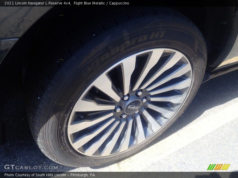 Flight Blue Metallic / Cappuccino 2021 Lincoln Navigator L Reserve 4x4
