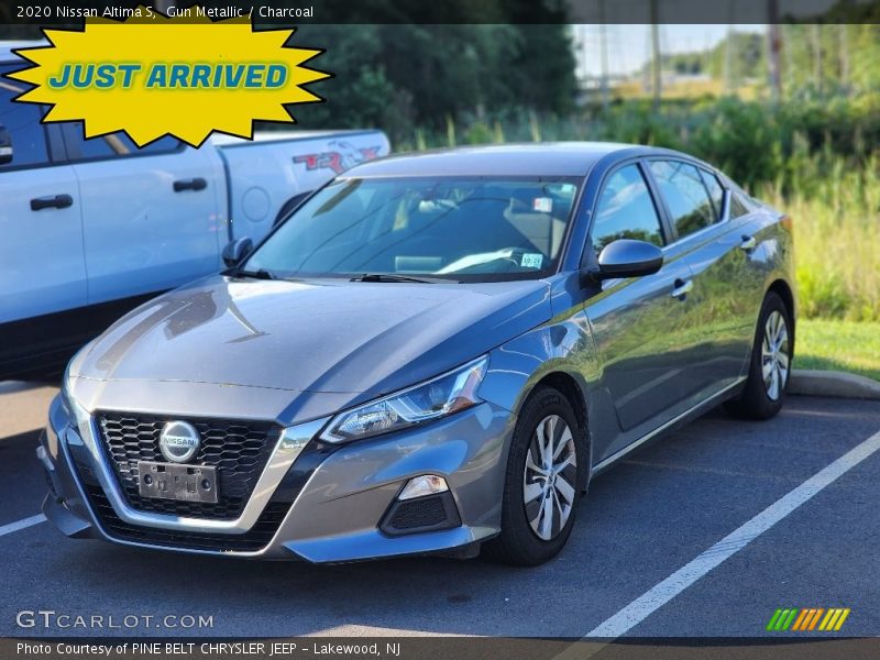 Gun Metallic / Charcoal 2020 Nissan Altima S