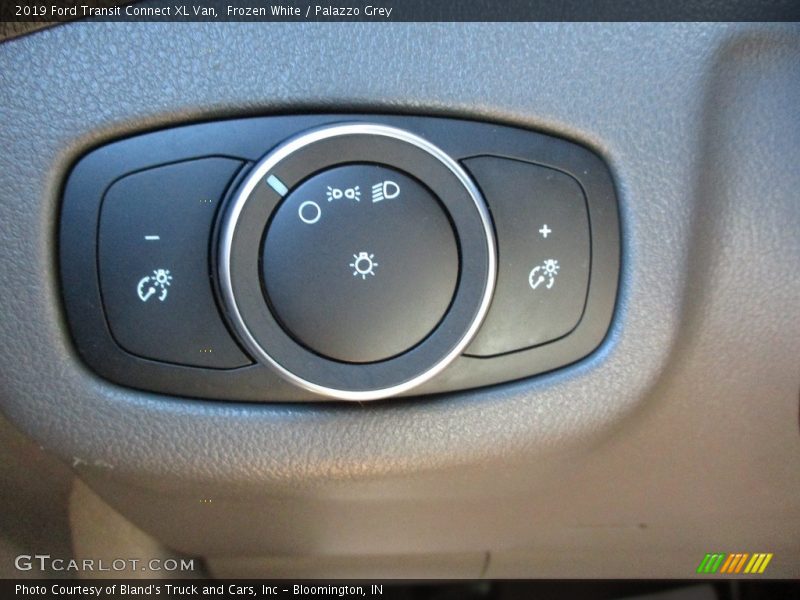 Frozen White / Palazzo Grey 2019 Ford Transit Connect XL Van