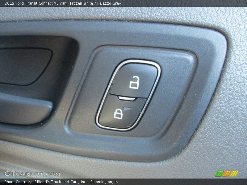Frozen White / Palazzo Grey 2019 Ford Transit Connect XL Van