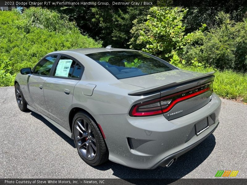 Destroyer Gray / Black 2023 Dodge Charger R/T w/Performance Handling Group