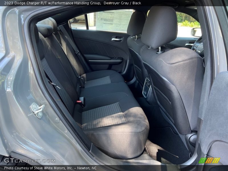 Destroyer Gray / Black 2023 Dodge Charger R/T w/Performance Handling Group