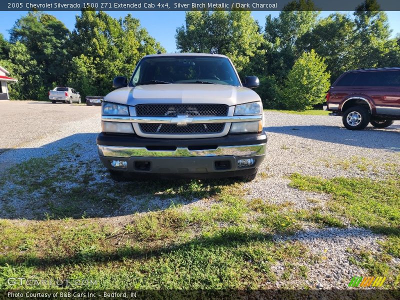 Silver Birch Metallic / Dark Charcoal 2005 Chevrolet Silverado 1500 Z71 Extended Cab 4x4