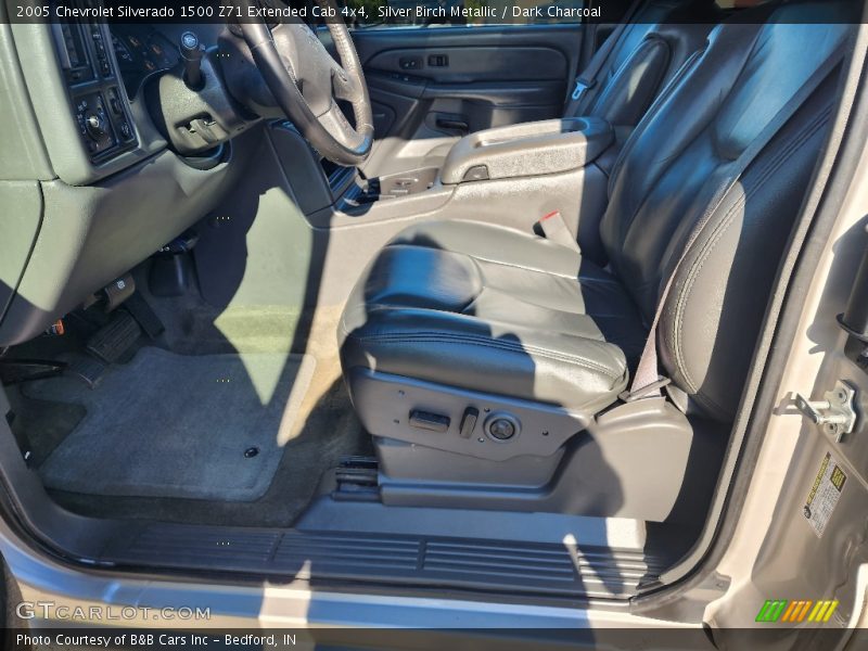 Silver Birch Metallic / Dark Charcoal 2005 Chevrolet Silverado 1500 Z71 Extended Cab 4x4