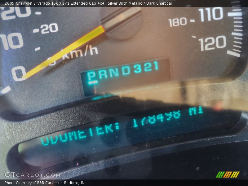 Silver Birch Metallic / Dark Charcoal 2005 Chevrolet Silverado 1500 Z71 Extended Cab 4x4