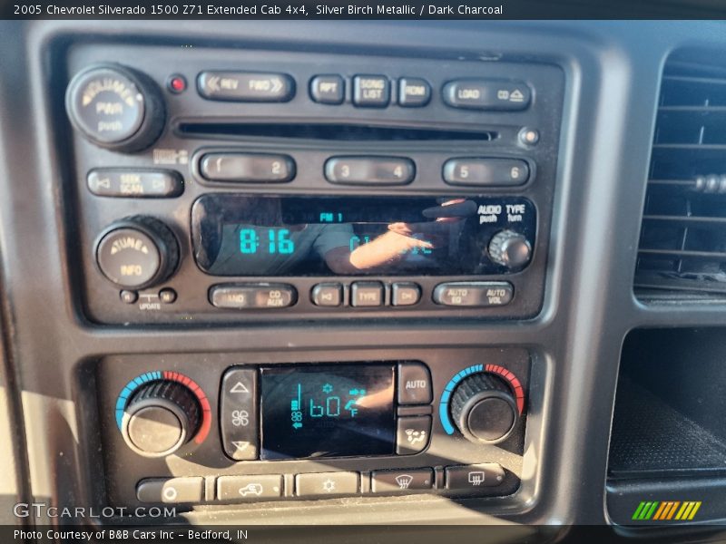 Silver Birch Metallic / Dark Charcoal 2005 Chevrolet Silverado 1500 Z71 Extended Cab 4x4