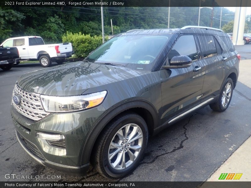Front 3/4 View of 2023 Explorer Limited 4WD