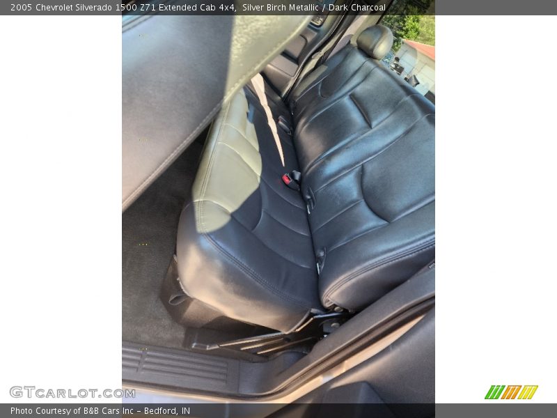 Silver Birch Metallic / Dark Charcoal 2005 Chevrolet Silverado 1500 Z71 Extended Cab 4x4