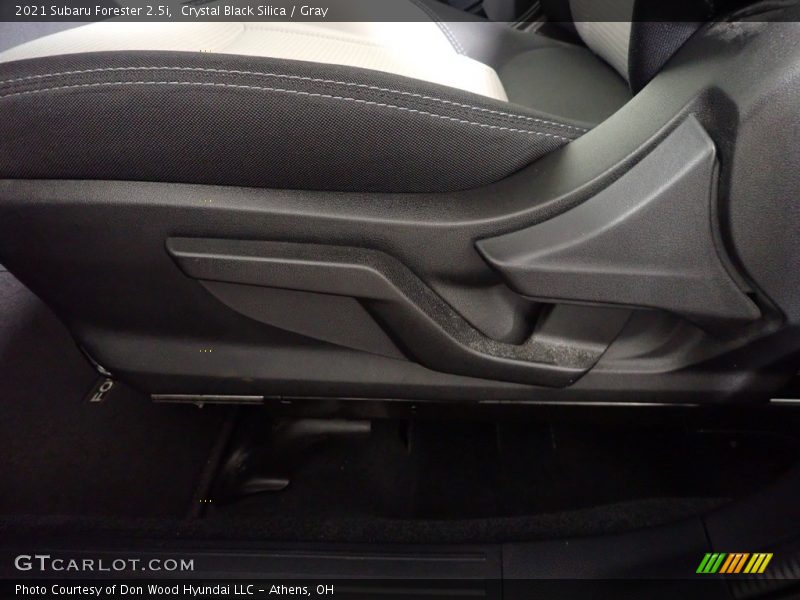 Crystal Black Silica / Gray 2021 Subaru Forester 2.5i