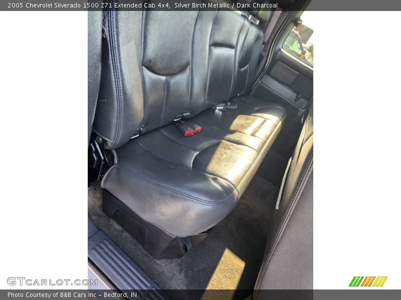 Silver Birch Metallic / Dark Charcoal 2005 Chevrolet Silverado 1500 Z71 Extended Cab 4x4