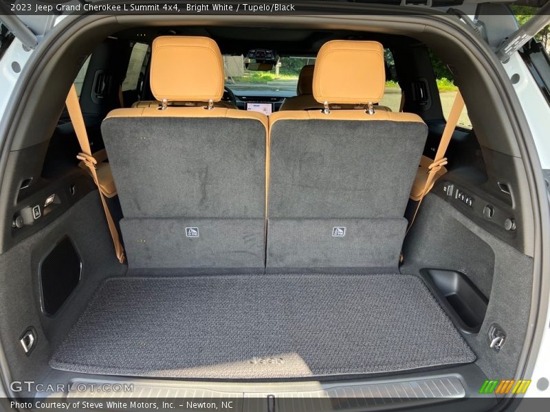 Bright White / Tupelo/Black 2023 Jeep Grand Cherokee L Summit 4x4