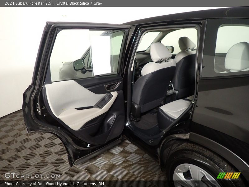 Crystal Black Silica / Gray 2021 Subaru Forester 2.5i